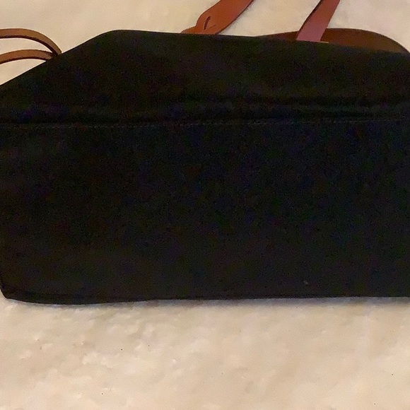 Dooney & Bourke handbag - Picture 5 of 11